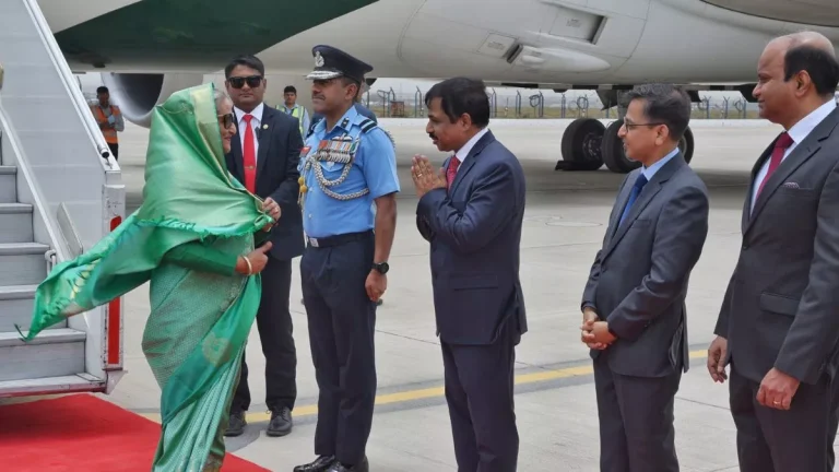 08_06_2024-08_06_2024-sheikh_hasina_delhi_23734702_9369723