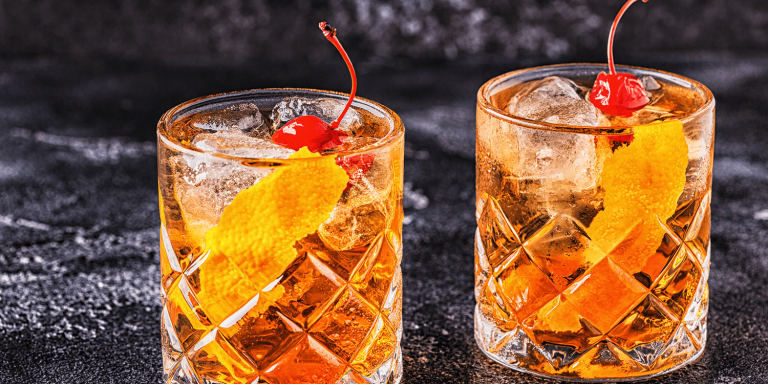 Liquor-vs-Liqueur-2x1-82a2cb67b9024726a1a8a48668b9a23b