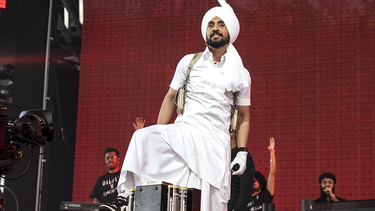 IMG_Diljit_Dosanjh_perfo_2_1_LRDF76IP